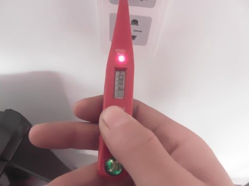 家庭电路中零线到底带不带电?